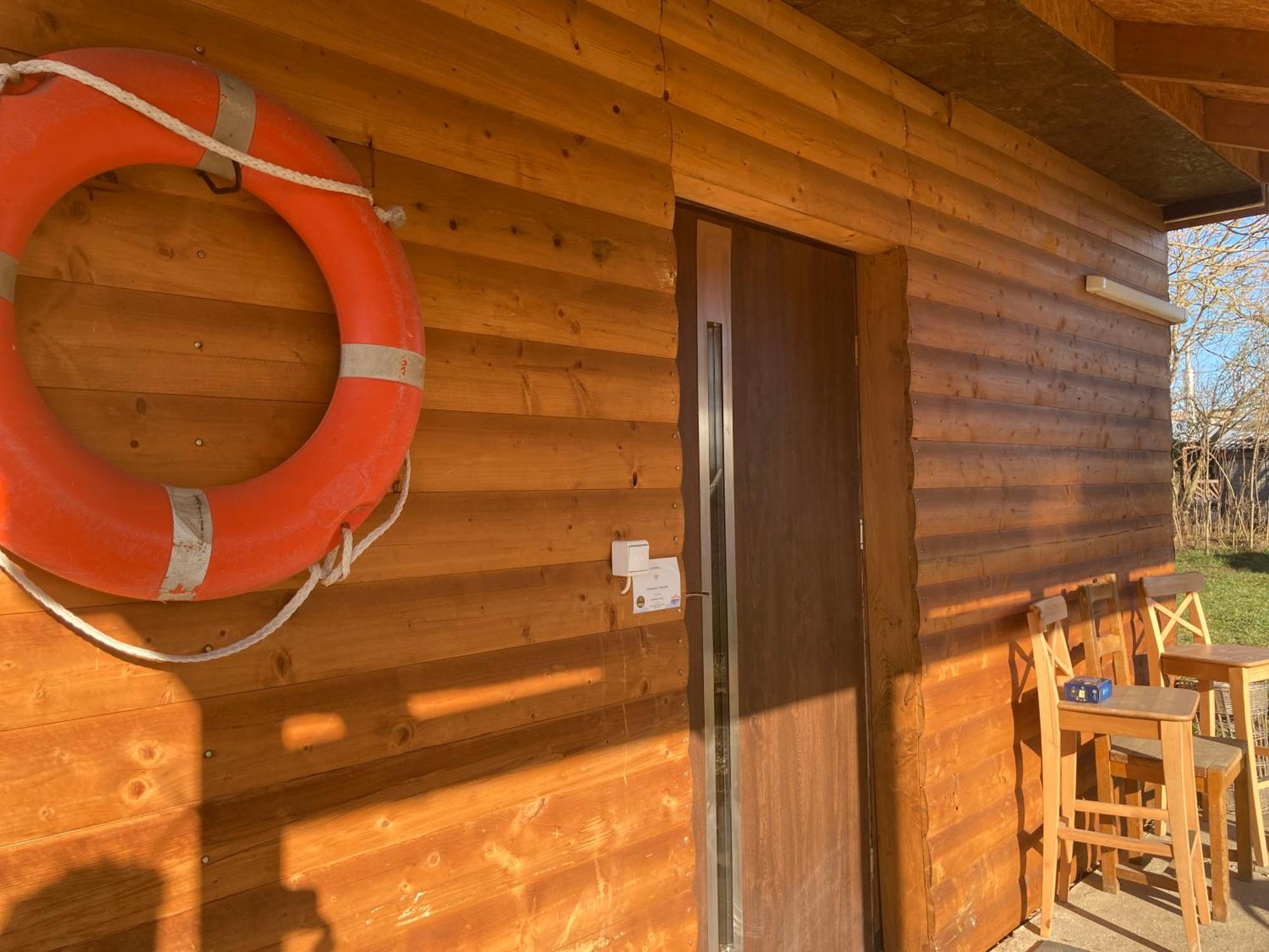 Csonakhaz Villa Tiszadob Luaran gambar